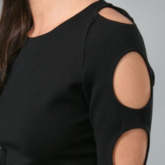 Alice + Olivia Black Cutout Sleeve Dress - Picture 7 of 8